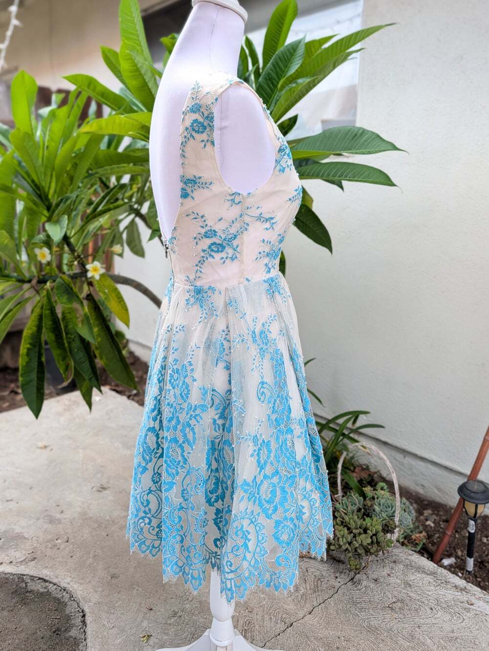Alice + Olivia Fila lace overlay party dress homecoming floral embroidery 2 VGUC - Picture 7 of 11